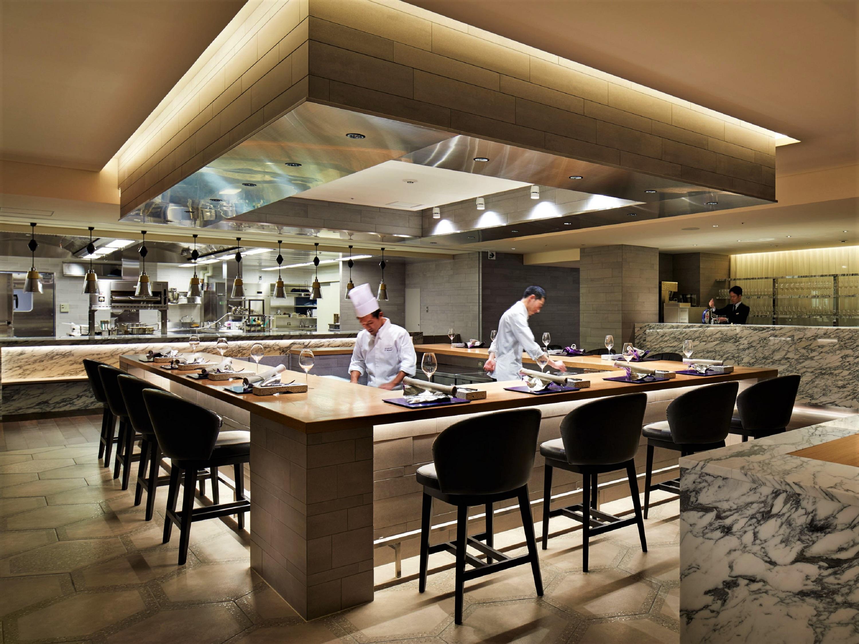The Thousand Κιότο Εξωτερικό φωτογραφία The open kitchen at the restaurant